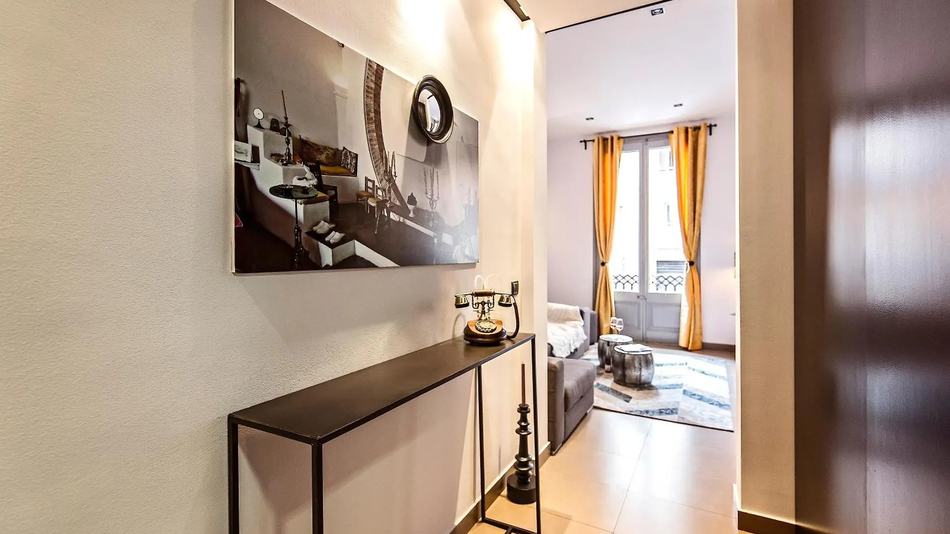 Sweett - Urqui City Center Barcelona Apartment